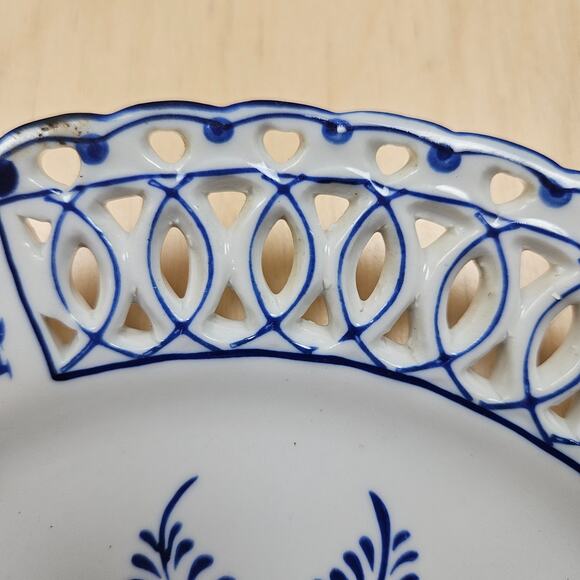 Vintage Blue And White, 8" Reticulated Porcelain Plates In Two Different Designs - Picture 7 of 7